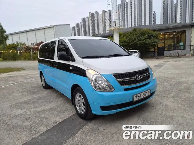 Hyundai Starex 2012 thumb 3