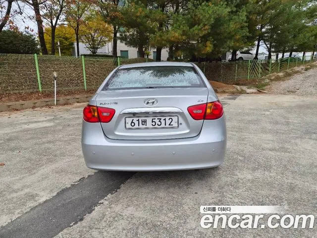 Hyundai Avante 2009 thumb 6