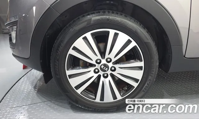 Kia Sportage 2015 thumb 4