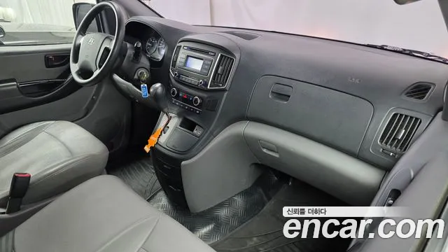 Hyundai Starex 2018 thumb 7