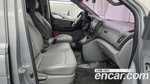 Hyundai Starex 2018 thumb 11