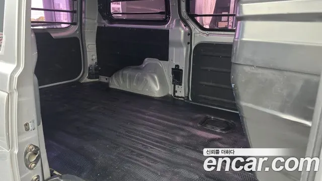 Hyundai Starex 2018 thumb 12
