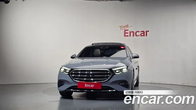Mercedes-Benz E-Класс 2025 thumb 3