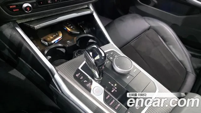BMW 3-Series 2021 thumb 9