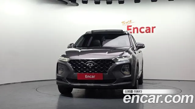 Hyundai Santa Fe 2018 thumb 3