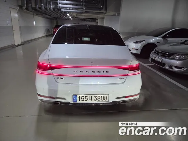 Genesis G90 2022 thumb 3