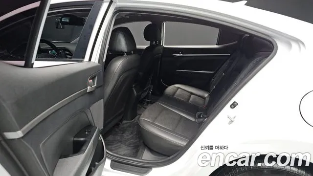 Hyundai Avante 2019 thumb 11