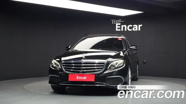 Mercedes-Benz E-Класс 2019 thumb 3
