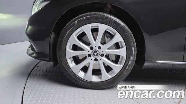 Mercedes-Benz E-Класс 2019 thumb 5