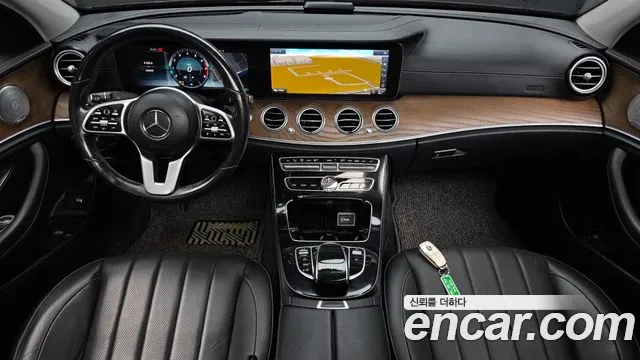 Mercedes-Benz E-Класс 2019 thumb 7