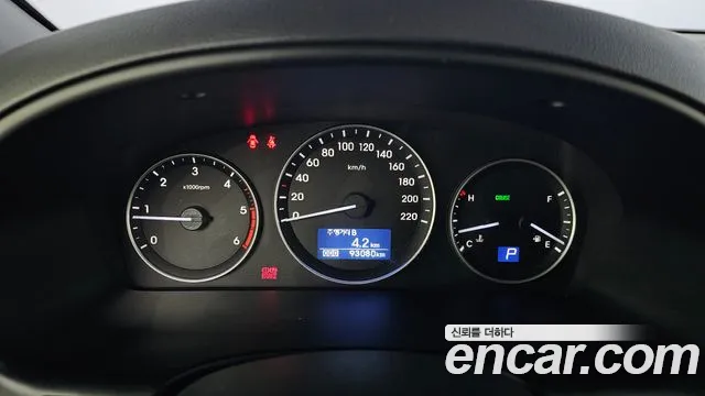 Hyundai Starex 2018 thumb 8