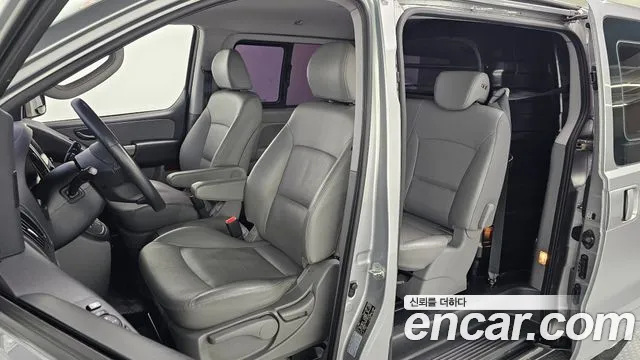 Hyundai Starex 2018 thumb 10