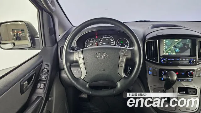 Hyundai Starex 2018 thumb 12