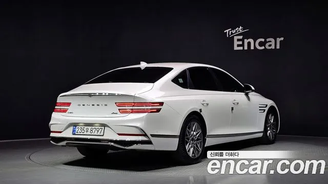 Genesis G80 2024 thumb 2