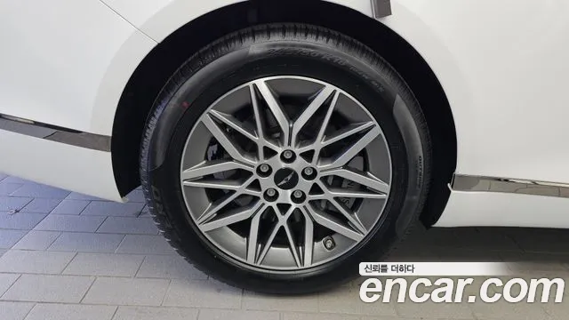 Genesis G80 2024 thumb 5