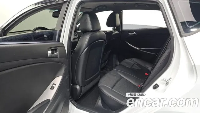 Hyundai Accent 2016 thumb 11