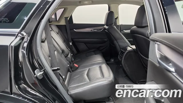 Cadillac XT5 2019 thumb 11