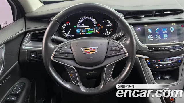 Cadillac XT5 2019 thumb 12