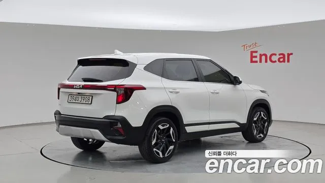 Kia Seltos 2025 thumb 2