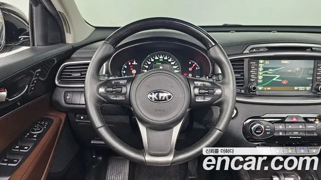 Kia Sorento 2015 thumb 12