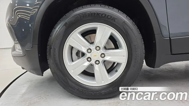ChevroletGMDaewoo Tracker 2021 thumb 5