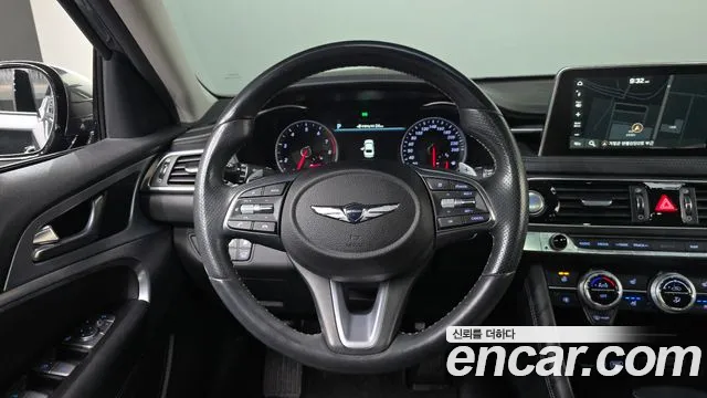 Genesis G70 2019 thumb 12