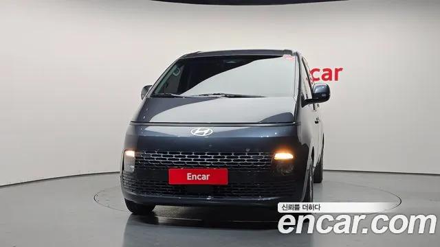 Hyundai Staria 2021 thumb 3