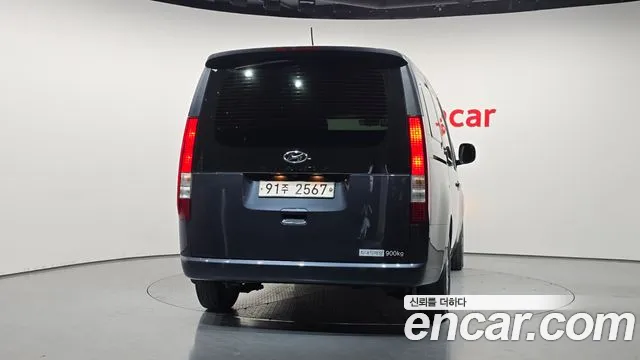 Hyundai Staria 2021 thumb 4