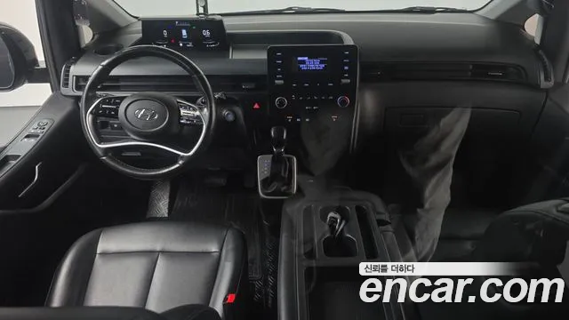 Hyundai Staria 2021 thumb 7