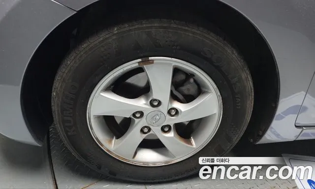 Hyundai Avante 2012 thumb 4