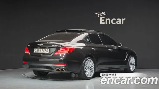 Genesis G70 2019 thumb 2