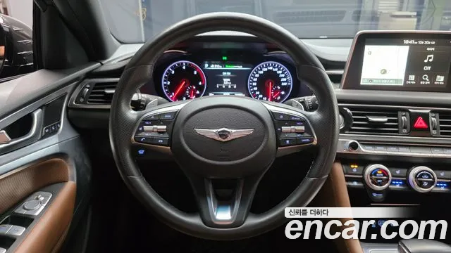 Genesis G70 2019 thumb 12