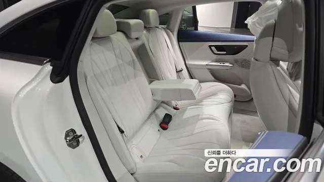 Mercedes-Benz EQE 2026 thumb 10