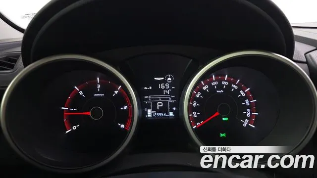 KG_Mobility_Ssangyong TIBOLI 2016 thumb 7