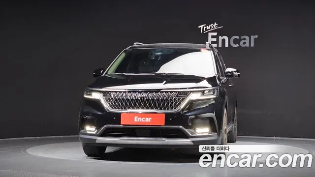 Kia Carnival 2023 thumb 3