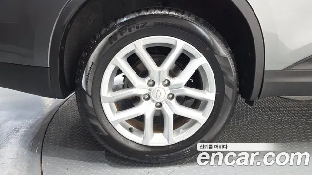 Renault-KoreaSamsung Koleos 2018 thumb 5