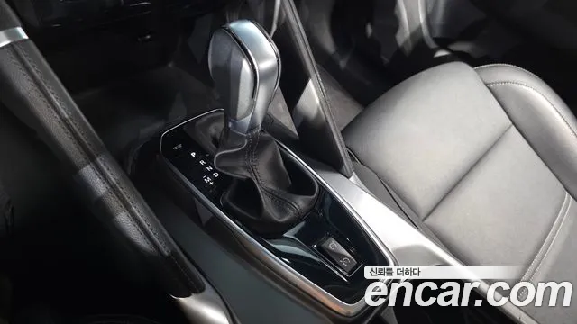 Renault-KoreaSamsung Koleos 2018 thumb 9