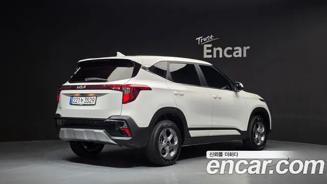 Kia Seltos 2025 thumb 2