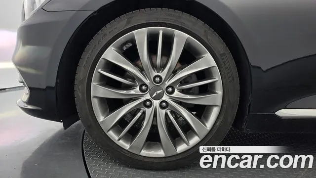 Genesis G80 2016 thumb 5