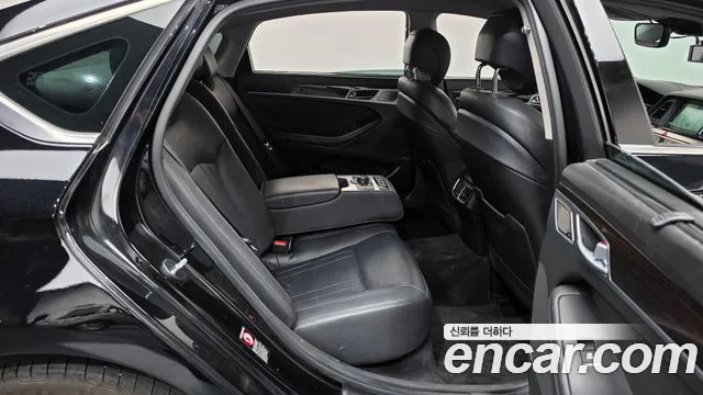 Genesis G80 2016 thumb 12