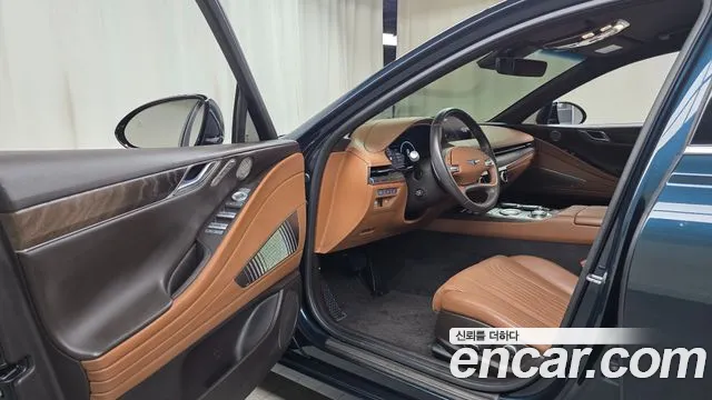 Genesis G80 2022 thumb 9