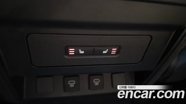 Land Rover Defender 2024 thumb 12