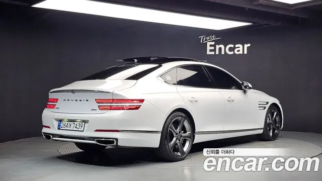 Genesis G80 2022 thumb 2