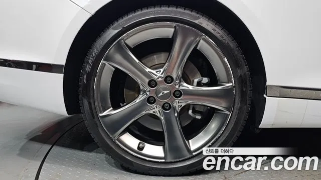 Genesis G80 2022 thumb 5