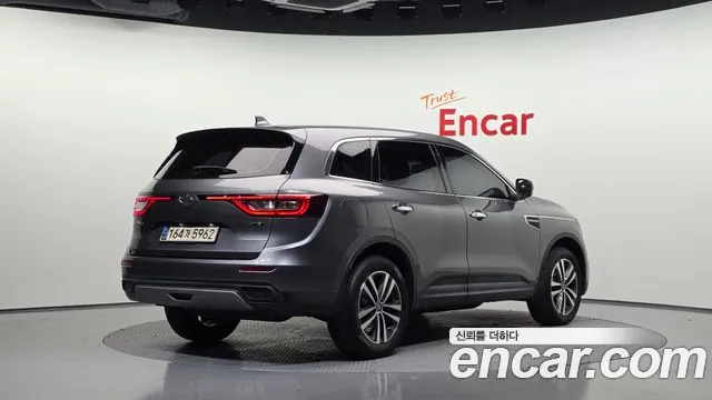 Renault-KoreaSamsung Koleos 2021 thumb 2
