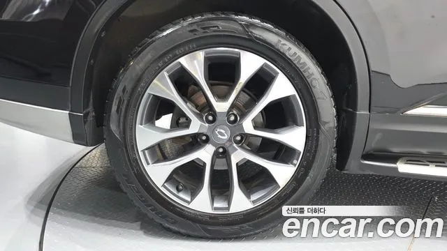 Renault-KoreaSamsung Koleos 2017 thumb 4