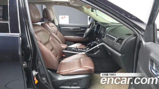 Renault-KoreaSamsung Koleos 2017 thumb 10