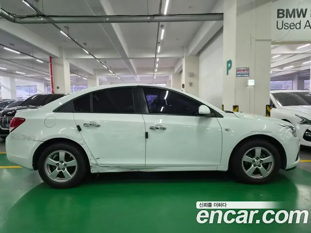 ChevroletGMDaewoo Cruze 2012 thumb 6
