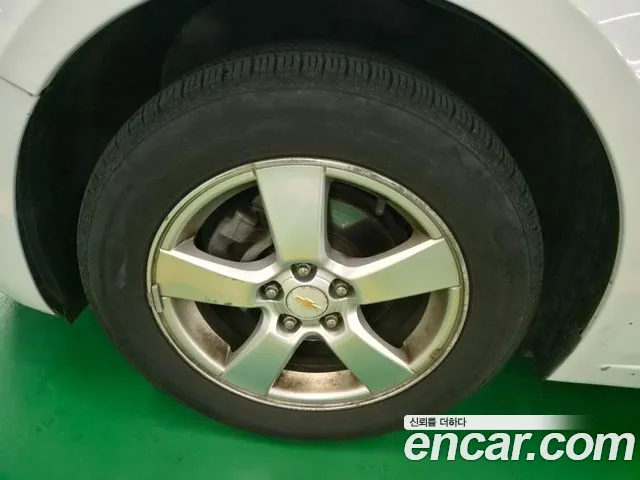 ChevroletGMDaewoo Cruze 2012 thumb 7