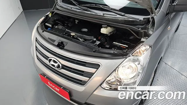 Hyundai Starex 2017 thumb 6